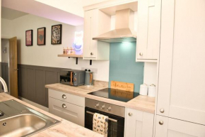 Quirky & Comfortable Residence